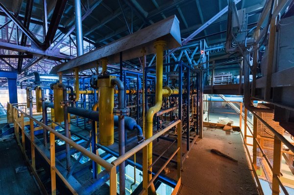 What's the most efficient layout for a UK home's utility room in terms of space and ergonomics?